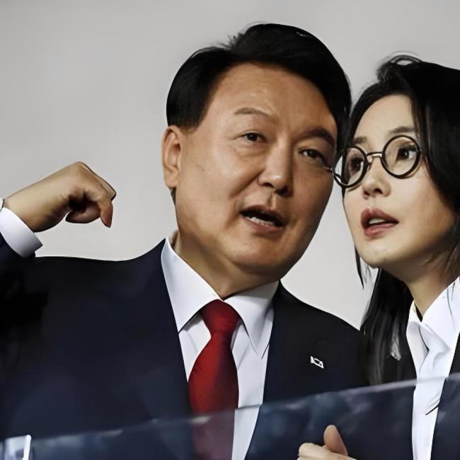 博主：尹锡悦可能再也放不出来了 情绪崩溃当众落泪